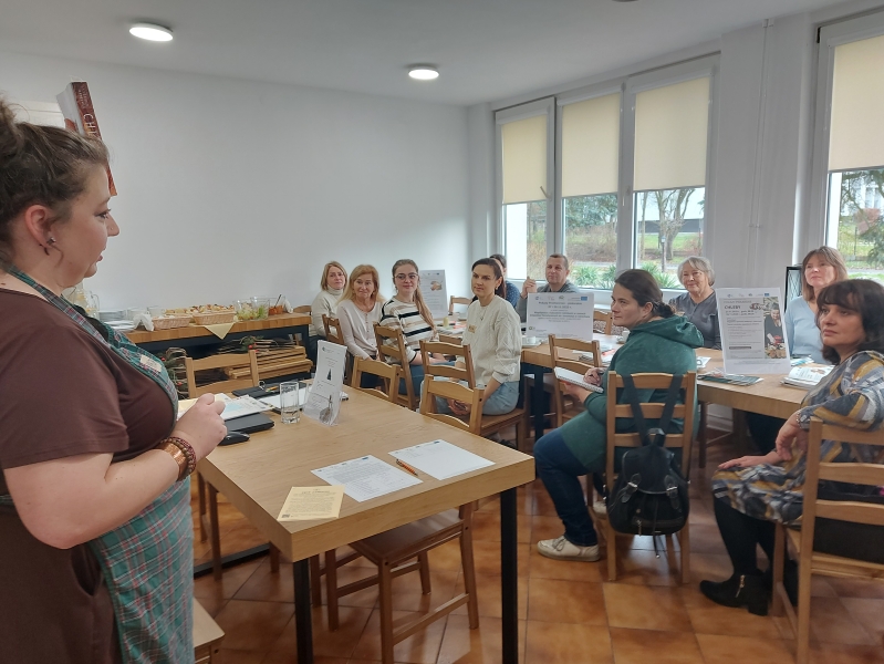 Cykl pokazów przetwórczych w formie warsztatów: wędliniarskie, serowarskie, piekarskie - listopad, grudzień 2025 r.