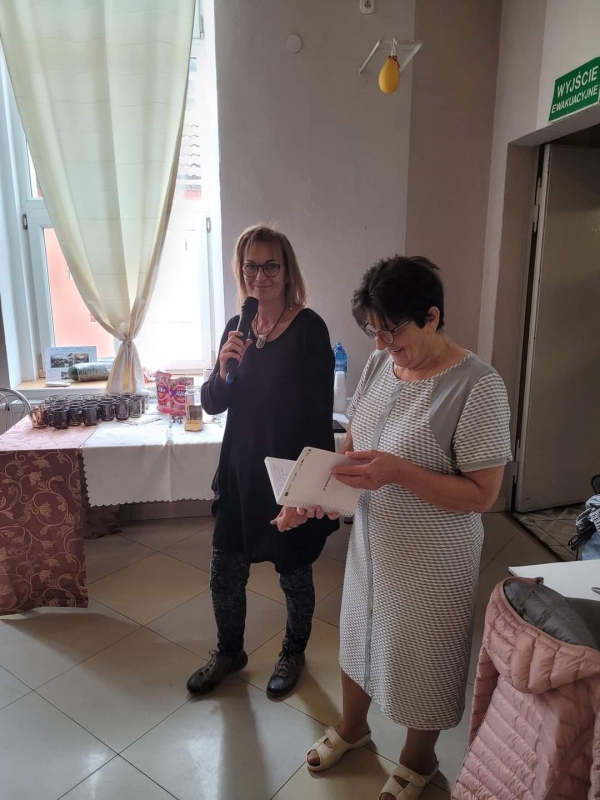 Seniorzy spędzający czas w Gospodarstwach Opiekuńczych nie mogą narzekać na nudę