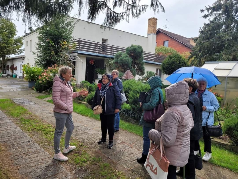 Seniorzy spędzający czas w Gospodarstwach Opiekuńczych nie mogą narzekać na nudę