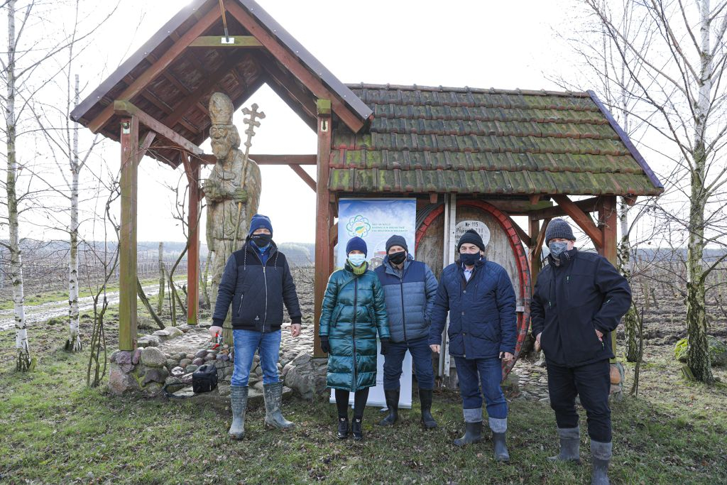 Innowacyjne formy prowadzenia winorośli - Zimowe cięcie i formowanie krzewów winorośli - szkolenie